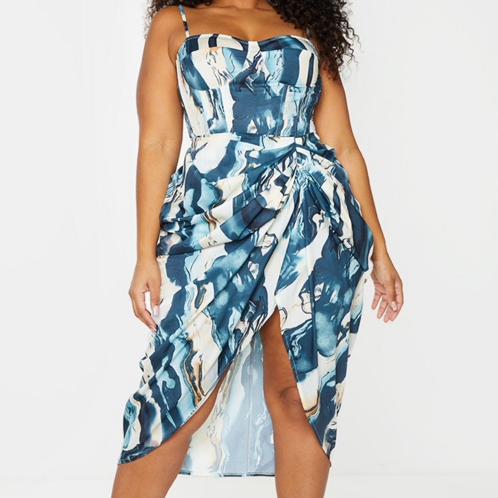 Plus Size Cream marble print skirt and top